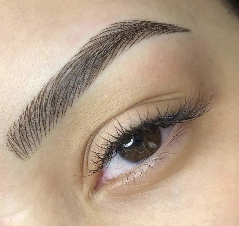 Microblading Brows — Điêu khắc chân mày
